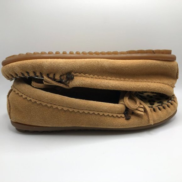 New Minnetonka Moccasins Taupe Light Brown Cheetah Print Size 6.5 Style 347F - Picture 5 of 7